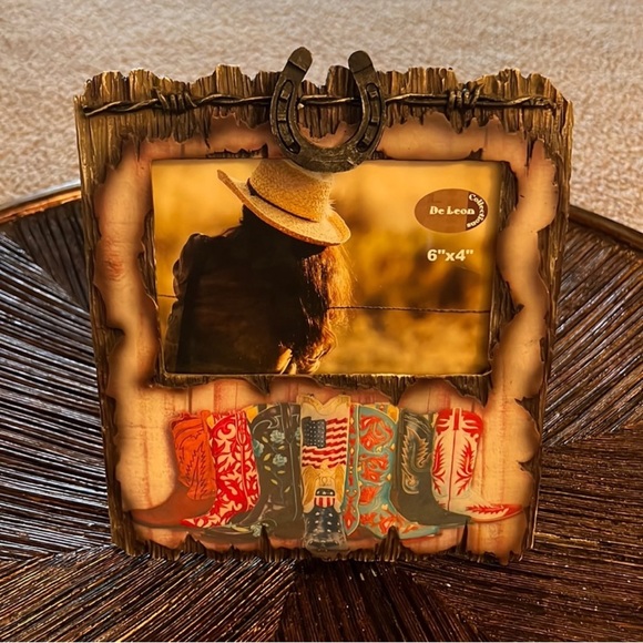 NWT De Leon Collections Western Boot Photo Frame - Picture 1 of 4